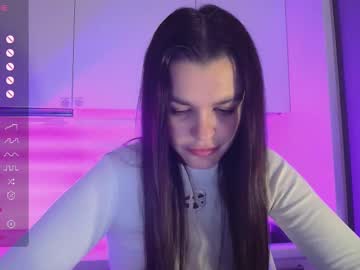 Greta_Devine Chaturbate stream image from March 26, 2025