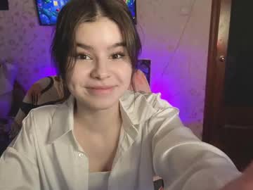 Sladkoezka Chaturbate stream image from March 26, 2025