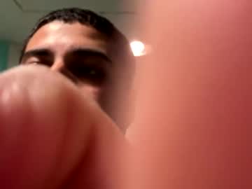 Chrisb8593 Chaturbate stream image from March 26, 2025