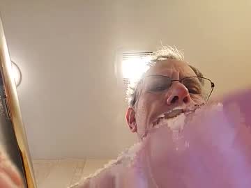 Oldergentlemanshows Chaturbate stream image from March 26, 2025