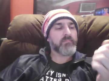 Beardedambition Chaturbate stream image from March 26, 2025
