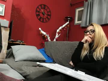 Harleyejoker Chaturbate stream image from March 26, 2025