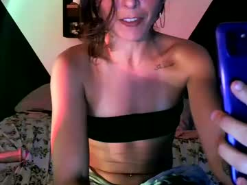 Thalea_Gc Chaturbate stream image from March 26, 2025