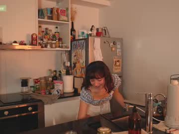 Alemaniababe Chaturbate stream image from March 26, 2025