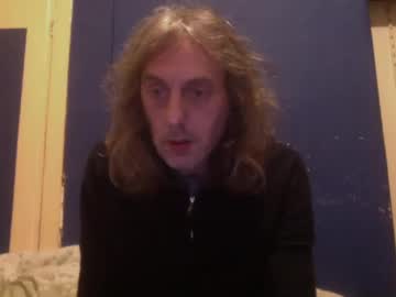 Bangintoleather Chaturbate stream image from March 27, 2025