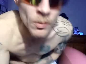 Justaguyliving Chaturbate stream image from March 27, 2025