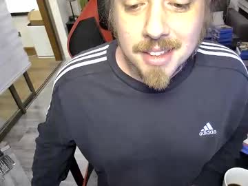 Maxredz Chaturbate stream image from March 27, 2025