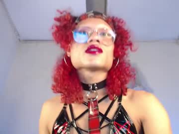 Miancuntydoll Chaturbate stream image from March 27, 2025