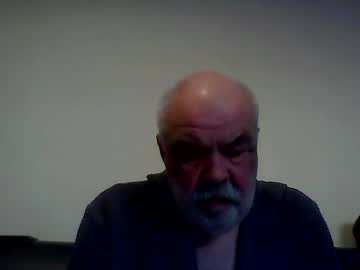 Flutto Chaturbate stream image from March 27, 2025