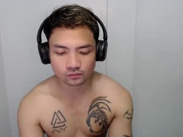 Thefriskyasian Chaturbate stream image from March 27, 2025