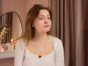 Winniewest_ Chaturbate stream image from March 27, 2025