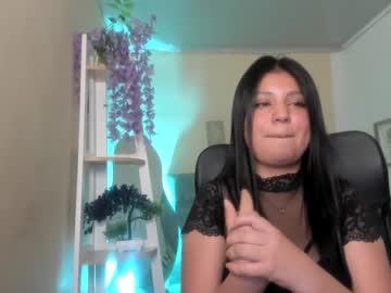 Zoe_Roze17 Chaturbate stream image from March 27, 2025