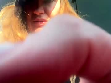 Iamamandarose Chaturbate stream image from March 27, 2025