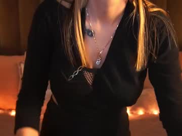 Your_Millsy Chaturbate stream image from March 27, 2025