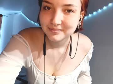 Lynnacarnley Chaturbate stream image from March 27, 2025