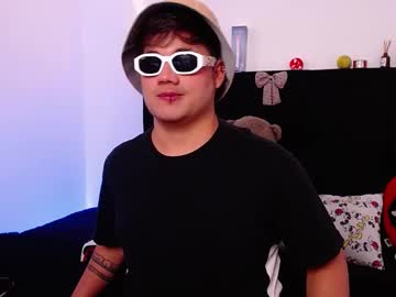 Arthurcooper_ Chaturbate stream image from March 27, 2025