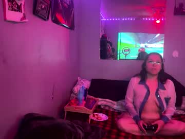 Bluntmanswife Chaturbate stream image from March 27, 2025
