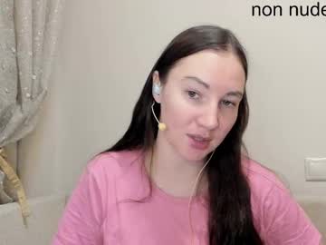 Gessifossa Chaturbate stream image from March 27, 2025
