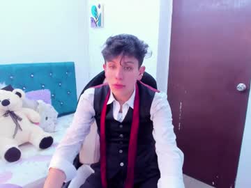 Domiinick__ Chaturbate stream image from March 27, 2025