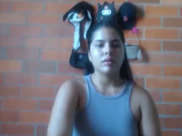 Cristhy_Ggh Chaturbate stream image from March 27, 2025