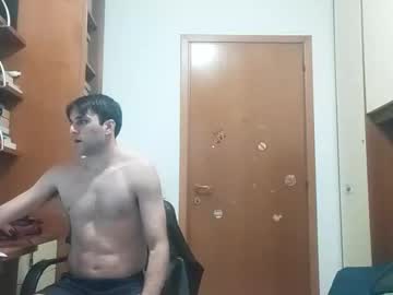 Bluejoee Chaturbate stream image from March 27, 2025