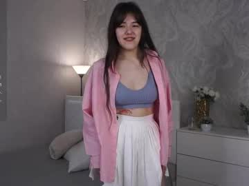 Edythcritchlow Chaturbate stream image from March 27, 2025