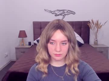 Milenafairy Chaturbate stream image from March 27, 2025