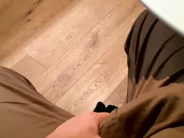 Tlongdorius Chaturbate stream image from March 27, 2025