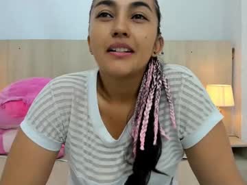 Antonella_Calderon Chaturbate stream image from March 27, 2025