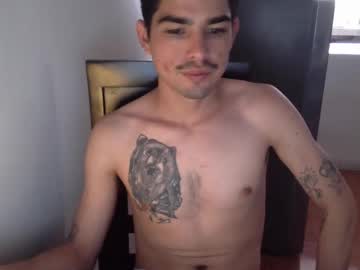 Destri768670 Chaturbate stream image from March 27, 2025