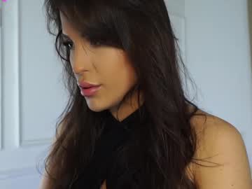 Oliviaadaarling Chaturbate stream image from March 27, 2025