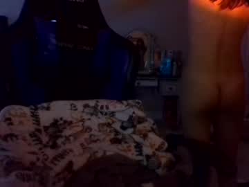 Rawbay Chaturbate stream image from March 27, 2025