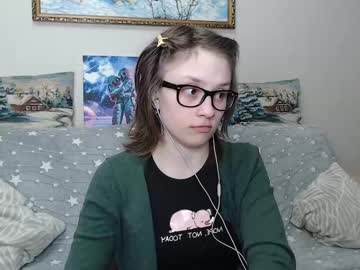 Ambersimard Chaturbate stream image from March 27, 2025