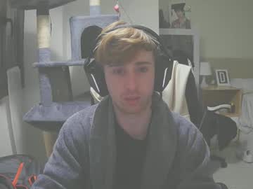 Blondboxxx Chaturbate stream image from March 27, 2025