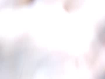 Josieluvv Chaturbate stream image from March 28, 2025