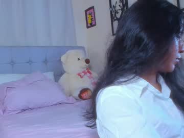 _Xxxliittlegirl4 Chaturbate stream image from March 28, 2025