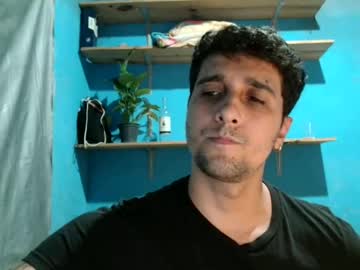 Guaracijaci Chaturbate stream image from March 28, 2025