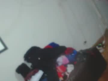 Santiagotatoo03 Chaturbate stream image from March 28, 2025