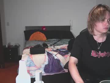 Felix0420 Chaturbate stream image from March 28, 2025