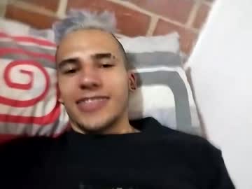 Jalfredo5 Chaturbate stream image from March 28, 2025
