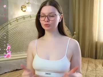 Shelleyhayworth Chaturbate stream image from March 28, 2025