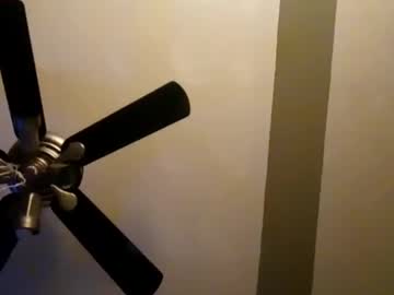 Insanecouple2733 Chaturbate stream image from March 28, 2025