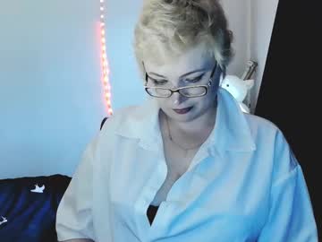 Abigailcoxxx Chaturbate stream image from March 28, 2025