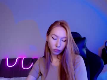 Pinki_Nikki Chaturbate stream image from March 28, 2025