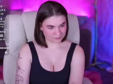 Kirstysi Chaturbate stream image from March 28, 2025