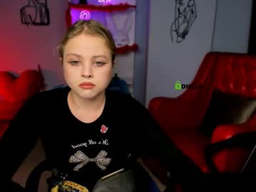 Stefi_Fleur Chaturbate stream image from March 28, 2025