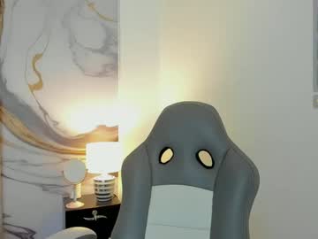 Violetharper_ Chaturbate stream image from March 28, 2025