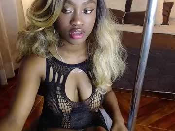 Dahyan_ Chaturbate stream image from March 28, 2025
