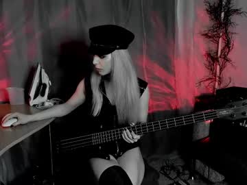 Exorty Chaturbate stream image from March 28, 2025