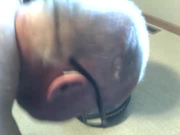 Pullit99 Chaturbate stream image from March 28, 2025